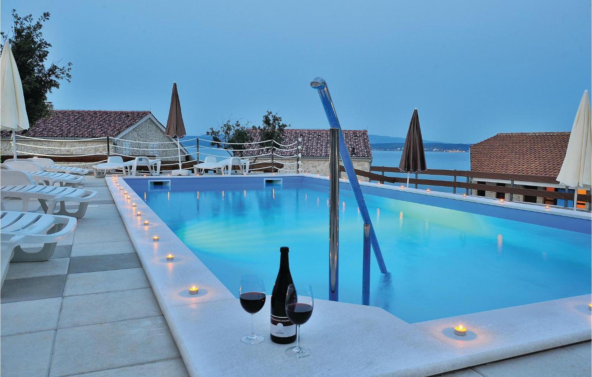 Cozy Apartment In Posedarje With House Sea View Exterior photo